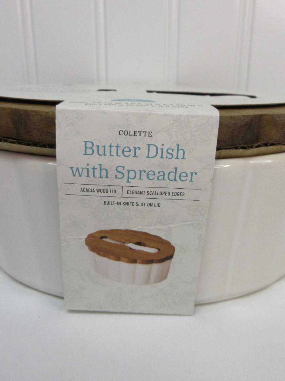 Pioneer Woman Colette Butter Dish with Spreader White Stoneware Acacia Wood Lid